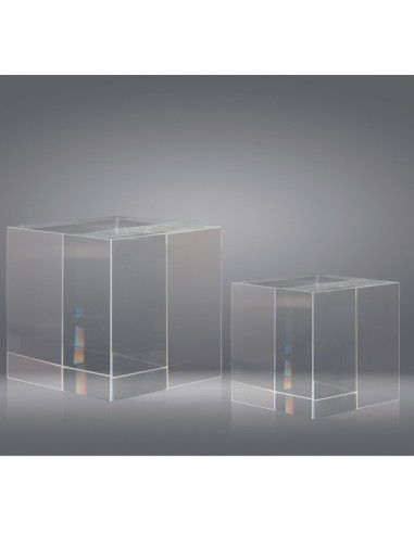 Trofeo sostenible de vidrio de alta calidad en forma de cubo, podemos grabar en láser, en 2D y 3D dentro del vidrio.