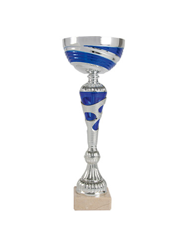 Copa deportiva plateada y azul con el vaso de metal y la base clara. 6 tamaños.