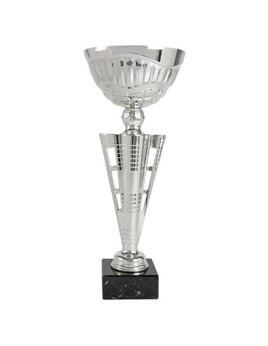 Copa deportiva plateada con el vaso de metal y la base negra. 5 tamaños.