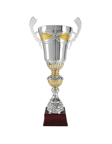 Copa deportiva grande plateada y detalles dorados, con asas decoradas y base de madera. Ideal para grandes premios. 6 tamaños.