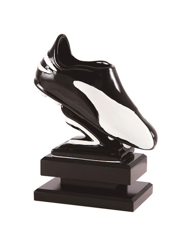 Trofeus ABM - Trofeu de futbol elegant en ceràmica negre i blanca, amb la peanya fosca. Tot un clàssic!