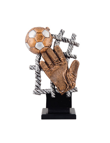 Trofeo de portero en resina decorada, con un guante, la pelota y la red.