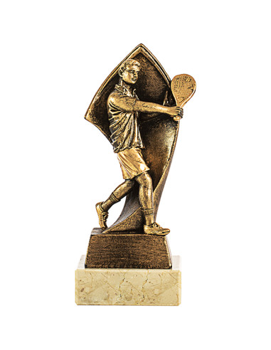 Trofeus ABM - Trofeu de pàdel en resina decorada d'un jugador masculí.